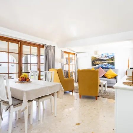 Casa Bransford, Excellent, Sunny House With Private Heated Pool * サンミゲル・デ・アボナ